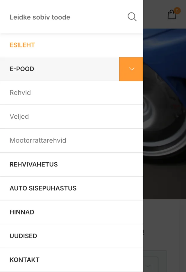 Telefoni menüü, kus E-pood on avatud: Rehvid, Veljed ja Mootorrattarehvid ning nende all menüüpunktid, mis poel juba olid.